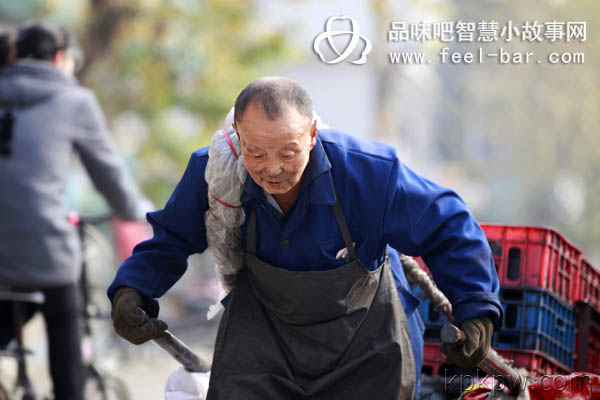 感动中国的81岁卖煤翁陆松芳-平凡人不平凡的故事_平凡人不平凡_平凡人感人小故事